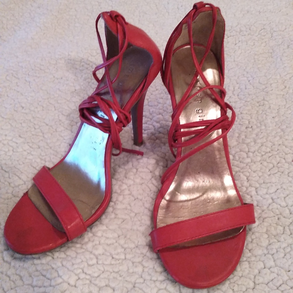 Madden Girl Strap Up Heels SZ 7.5